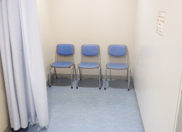 ⑨車椅子更衣スペース