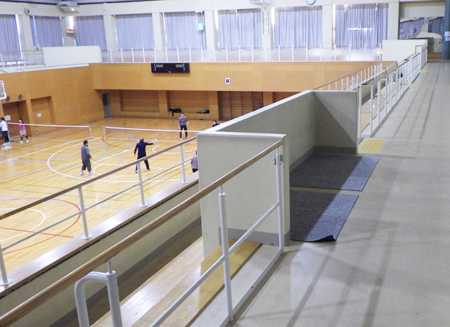 ⑪車椅子観覧スペース